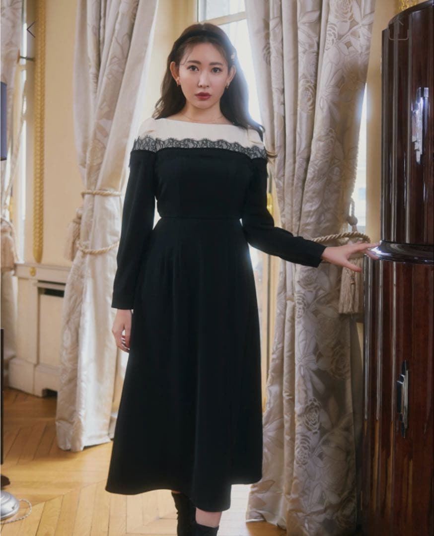 ワンピース Herlipto Leonie Two-Tone Dress M