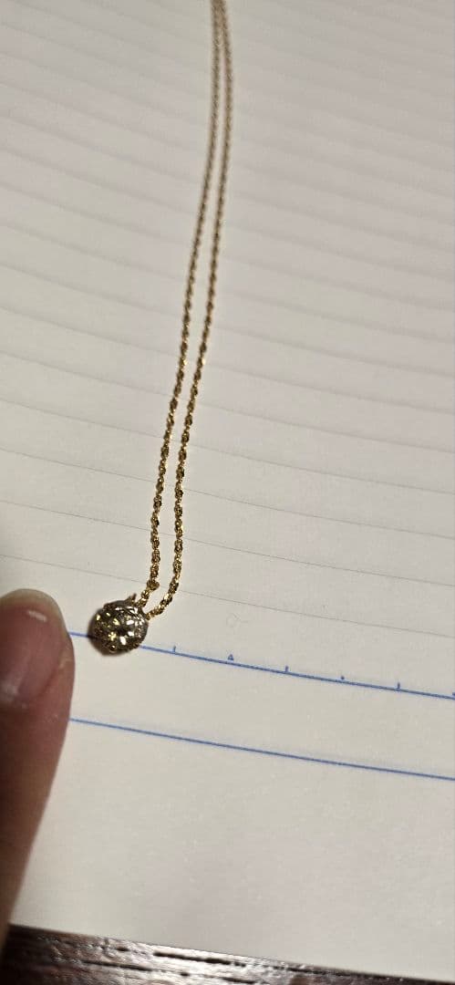ゴールド ペンダント ネックレス　イエローダイヤモンド