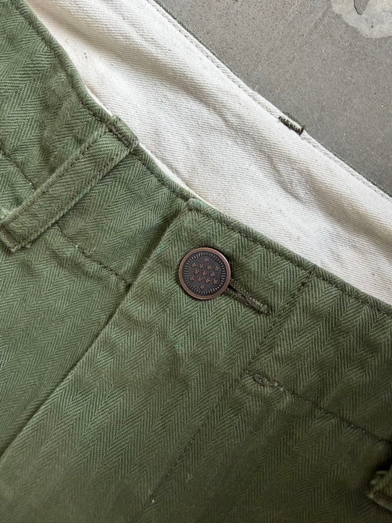 BEAMS PLUS MIL Trousers Herringbone パンツ