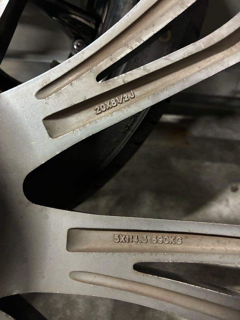 20インチ RADIAL タイヤ・ホイールセット