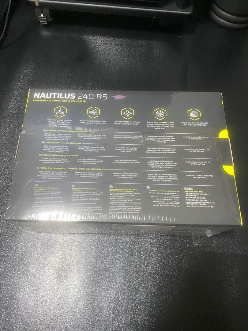 CORSAIR NAUTILUS 240 RS ARGB 水冷式CPUクーラー