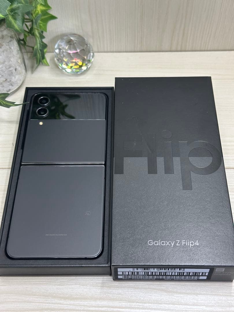 ✅SAMSUNG Galaxy Z Flip4 5G(訳あり)