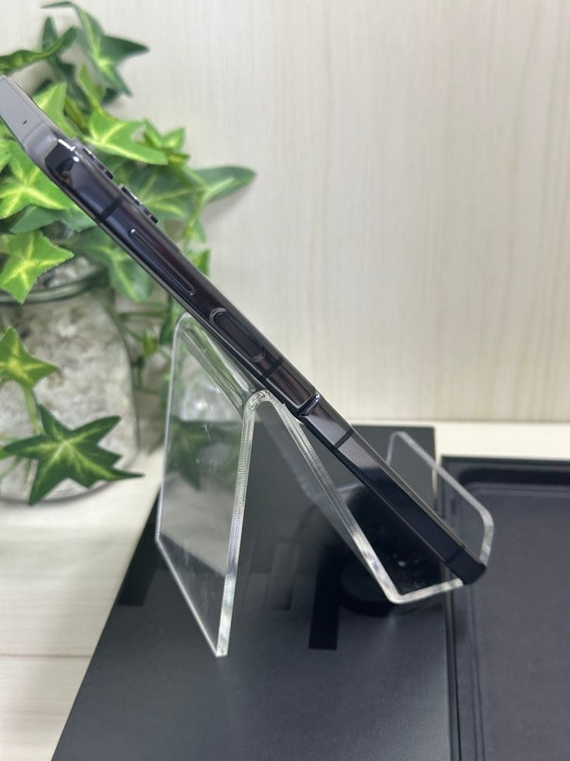 ✅SAMSUNG Galaxy Z Flip4 5G(訳あり)