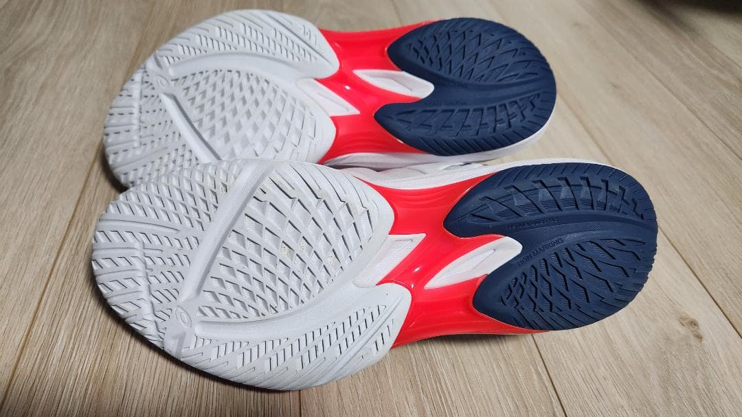 ASICS　スカイエリートff3　28.0cm