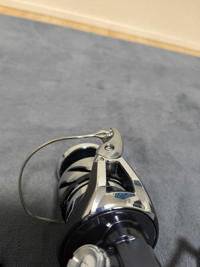 極美品　シマノ　ツインパワー　SW 8000HG　スピニングリール