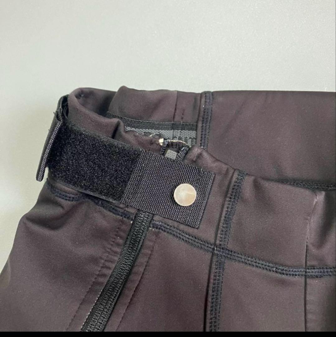 デサント【L】　スキー　レーシング用　ショートパンツ 調整可能ウエスト　黒