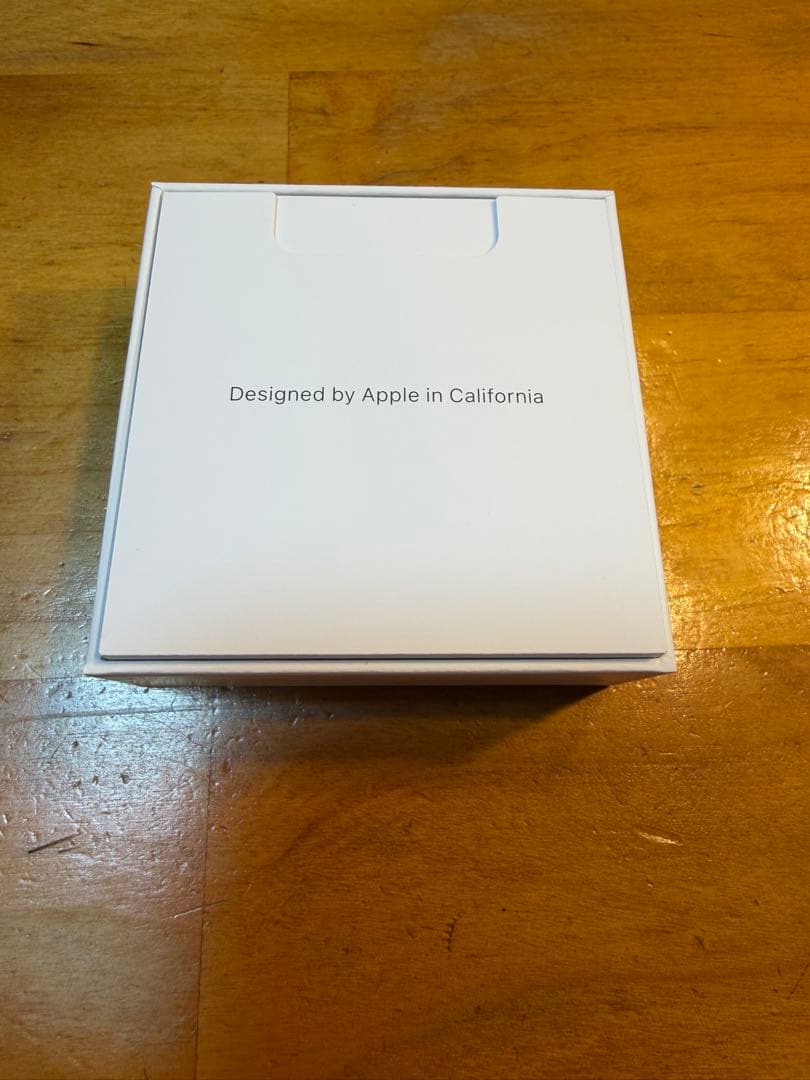 【ほぼ新品】AirPods 第4世代 ノイズキャンセリングモデル 正規販売店購入