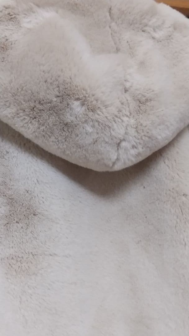 アリシアスタン フード付きベージュファーコート