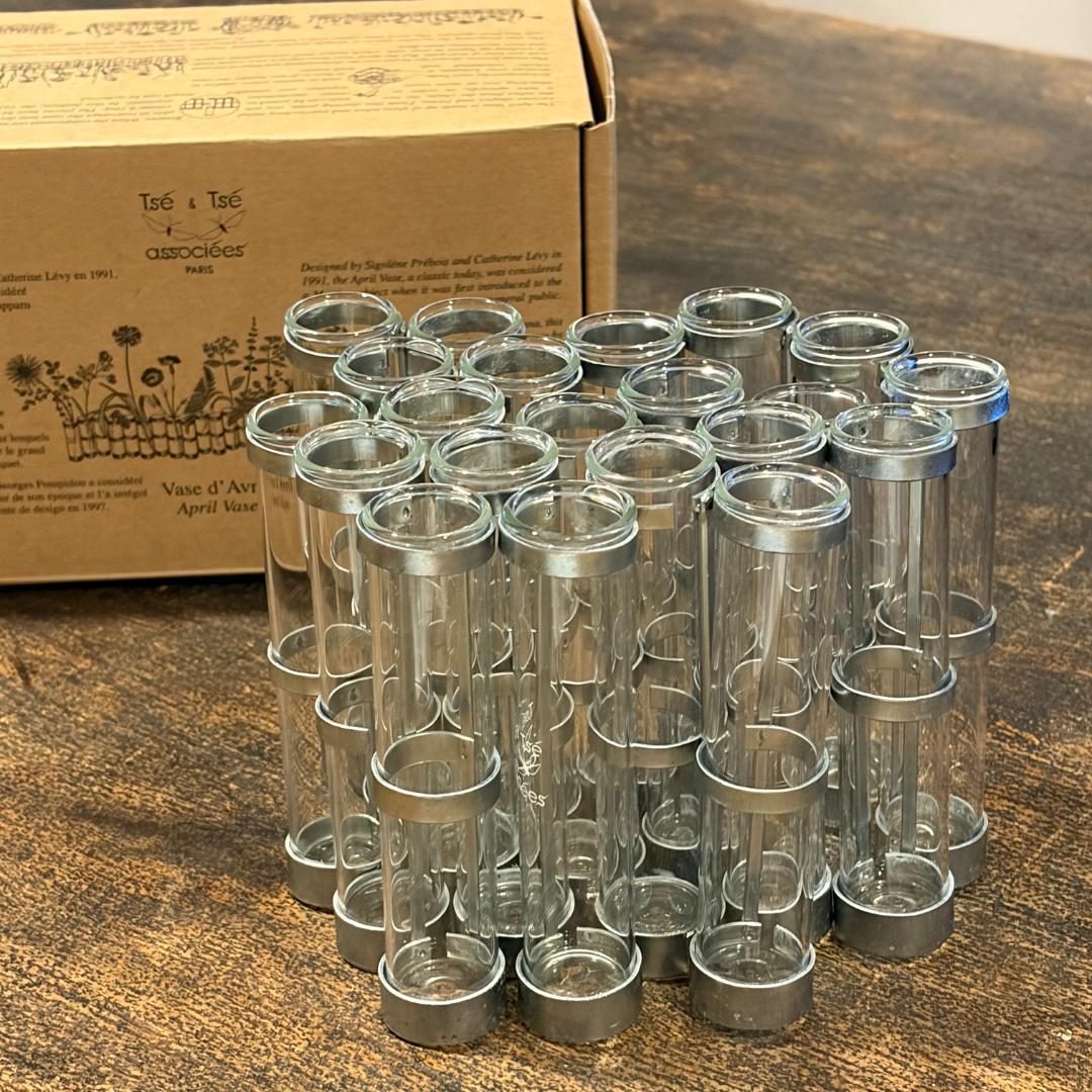 Tsé & Tsé associées Paris 四月の花器 S