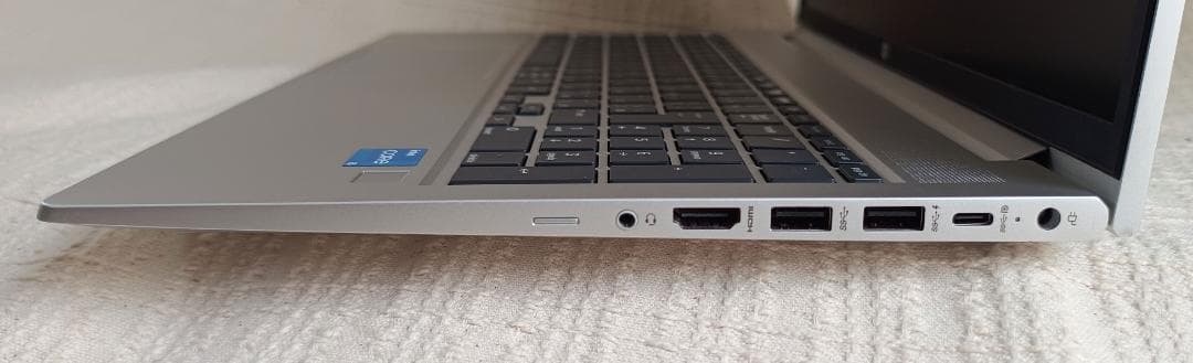 HP ProBook 450G9 第12世代corei5搭載