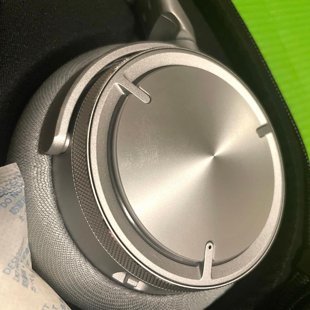 ヘッドホン Corsair VIRTUOSO MAX Wireless / Silver