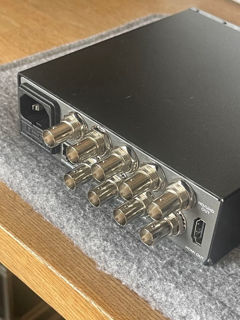 Tomoyuuuu　Blackmagic MultiView 4 ブラック