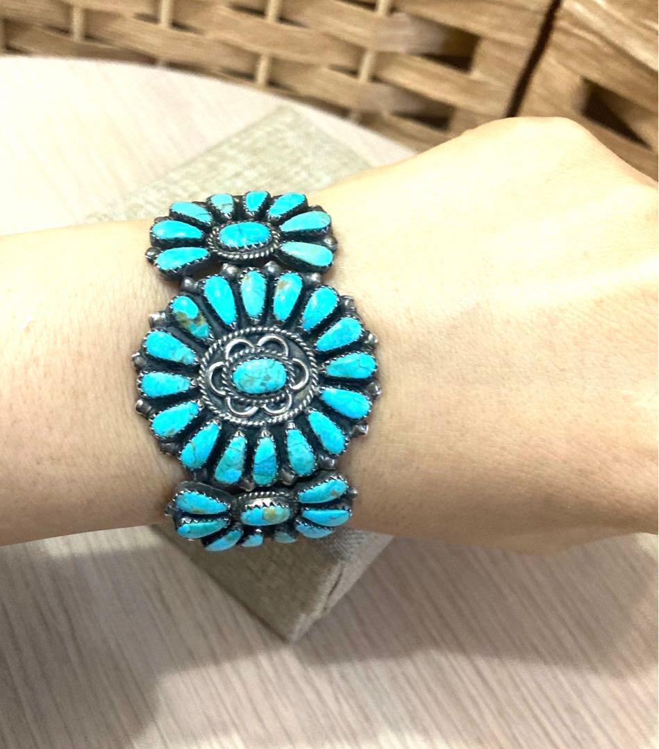T*K様 ナバホ　NAVAJO ターコイズ　クラスターバングル　インディアンジュ