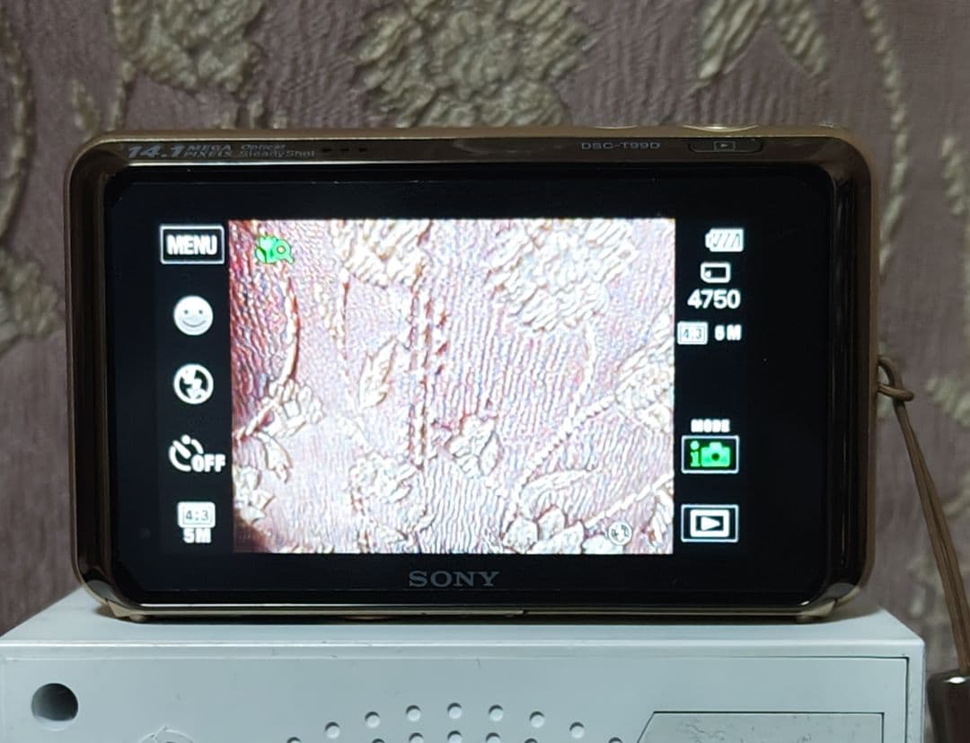 デジタルカメラ SONY Cyber-shot DSC-T99D