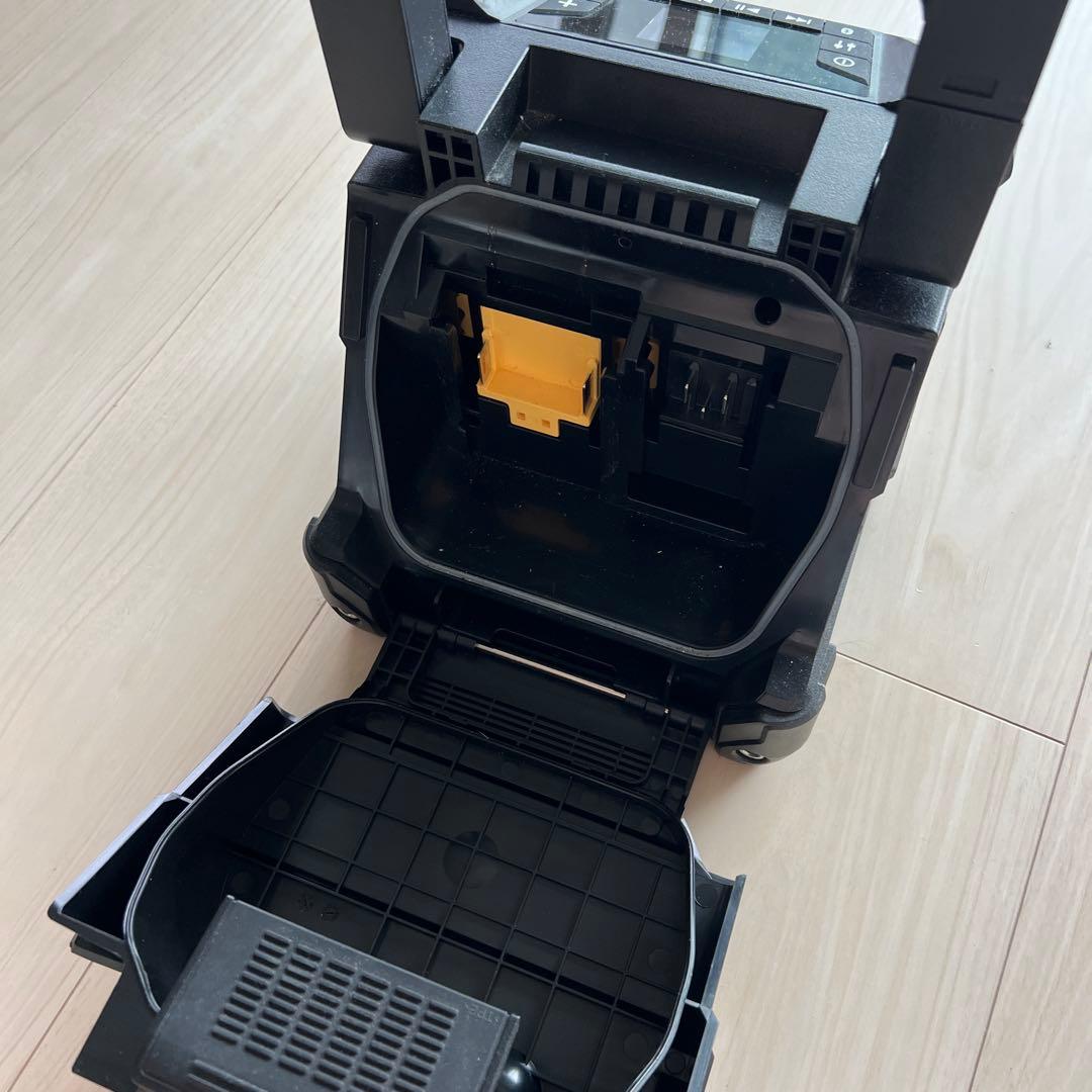 Makita ワイヤレススピーカ　True Wireless Stereo