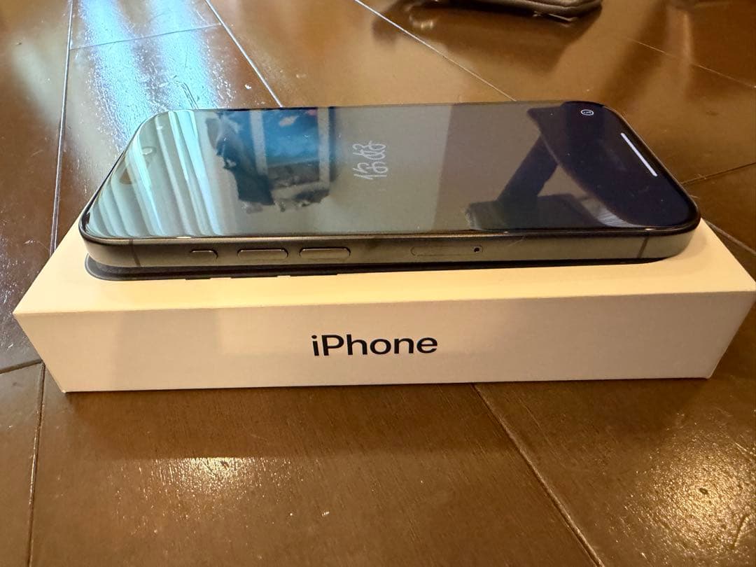 iPhone15Pro 128GB SIMフリー　バッテリー86%