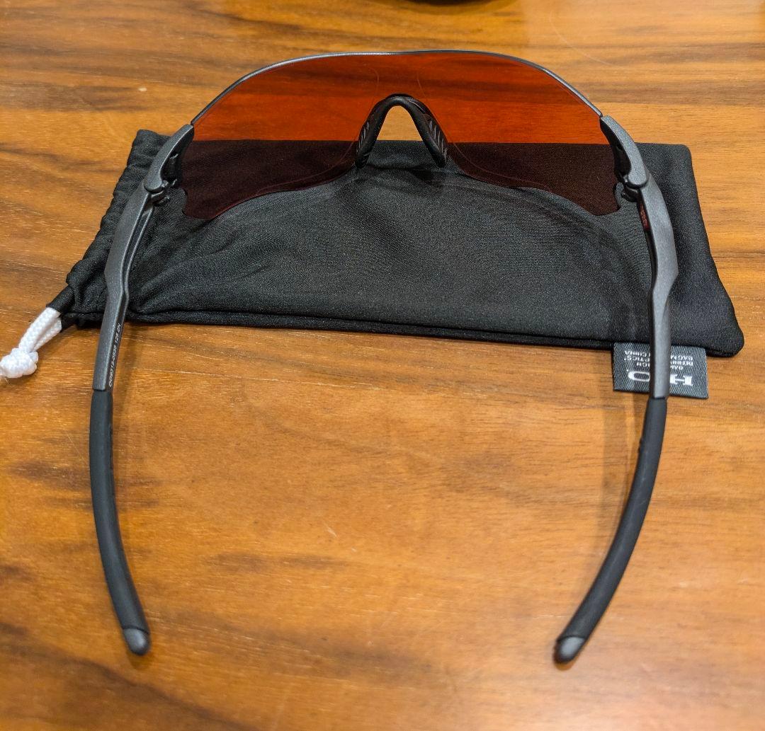 OAKLEY　EVZero Path
