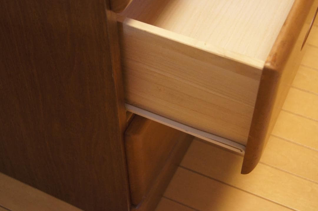 木製チェスト　4段