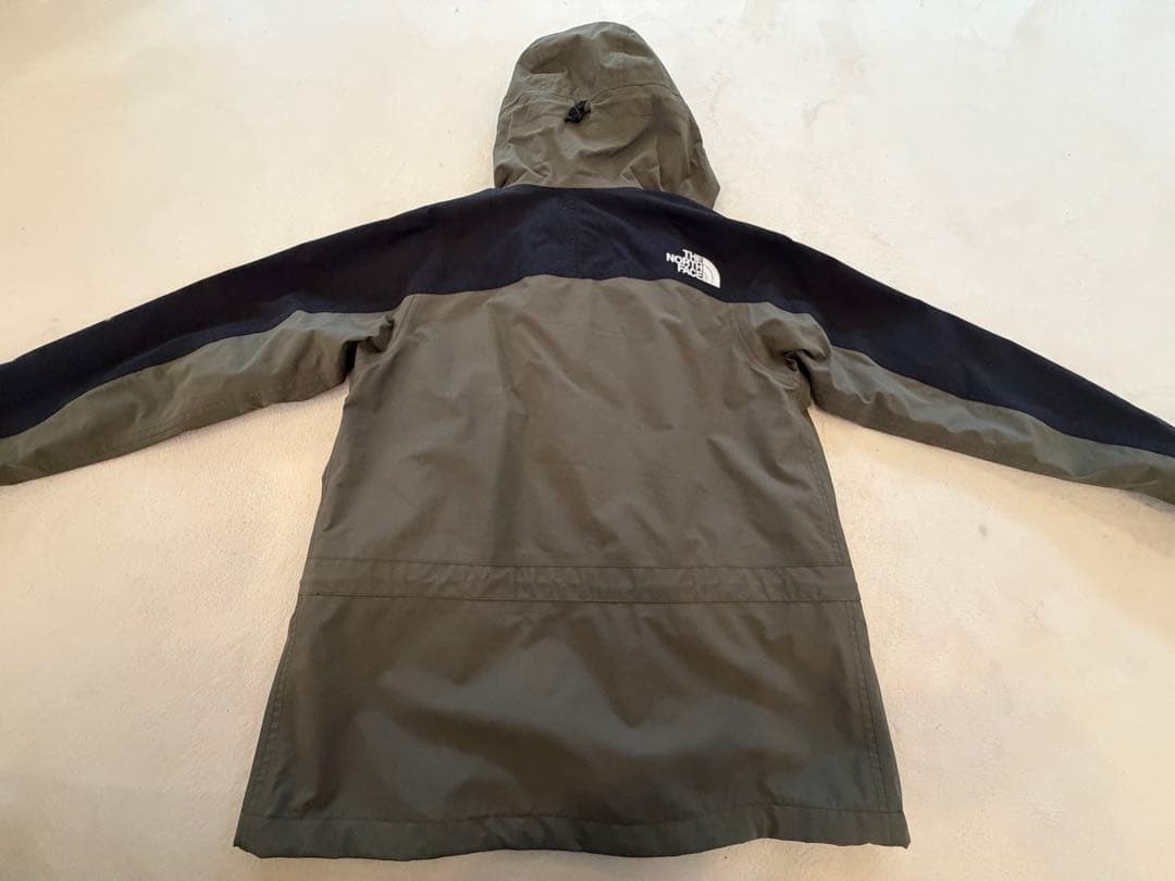 THE NORTH FACE マウンテンライトジャケット NPW61831