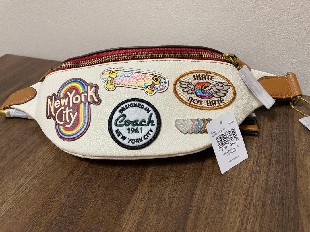 【新品】コーチ　チャーター ベルト バッグ 7 ウィズ パッチ