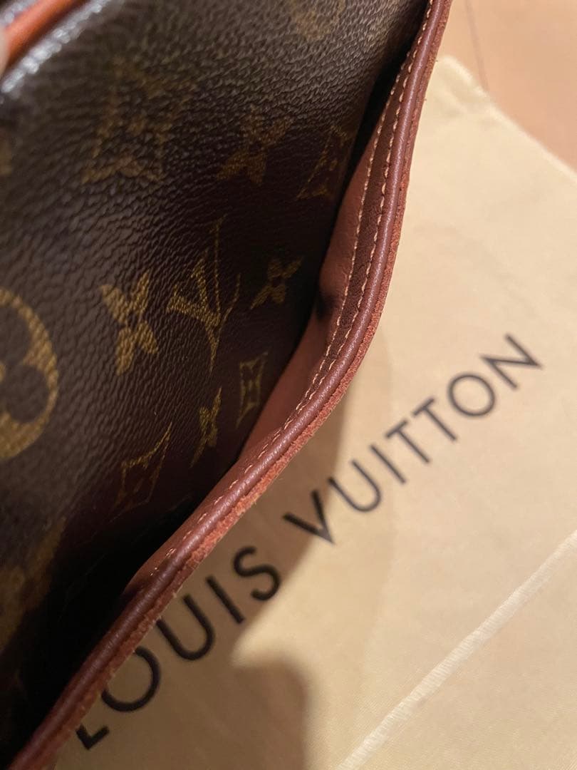【週末限定価格】LOUIS VUITTON ショルダーバッグ ブロワ モノグラム