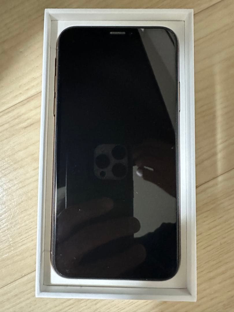 【最終値下げ】美品　iPhone Xsゴールド