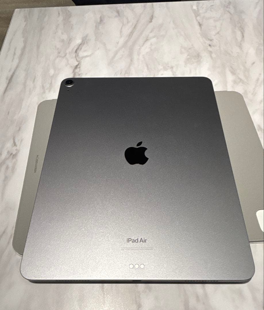 iPad Air (M2) 13インチ 128GB wifi スペースグレー