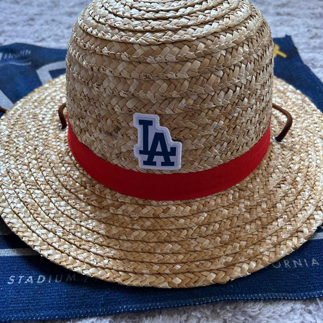 希少【新品未開封】海外 ワンピースカード ドジャース ルフィ限定プレミアセット