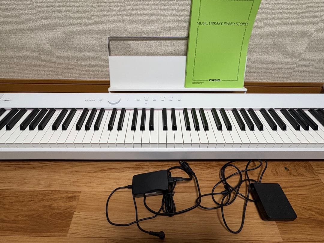 CASIO PX-S1100 電子ピアノ 白 88鍵 2024年製