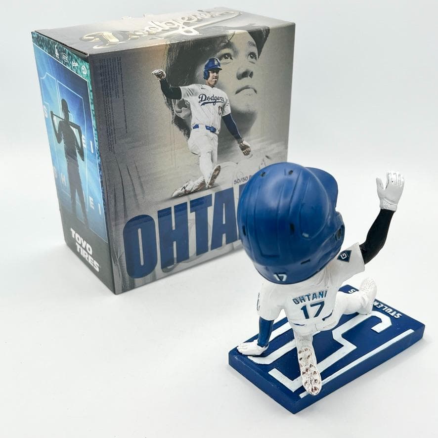 球場配布 非売品 ドジャース 大谷翔平 50/50記念 ボブルヘッド 人形