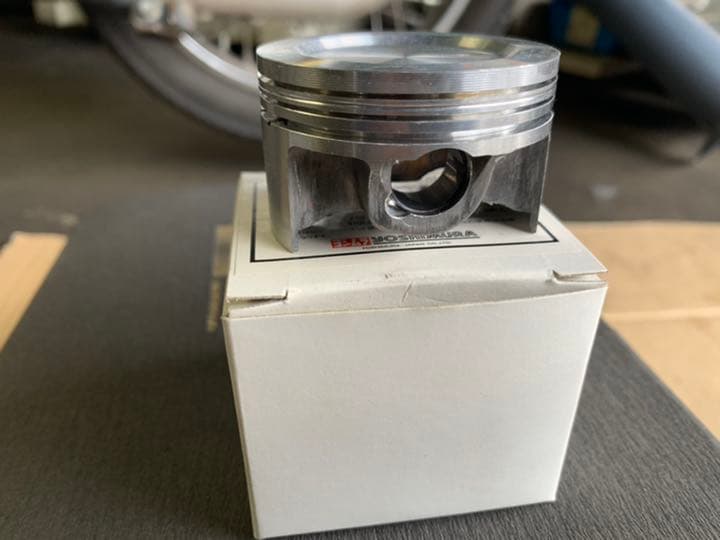 廃盤、絶版　ヨシムラ ボアアップキット　88cc 12V