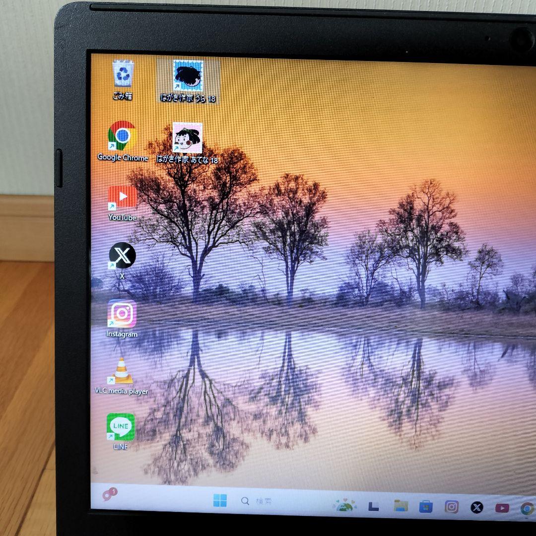 【早い者勝ち】美品⭐️赤ノートパソコン⭐️在宅ワークに最適⭐️Windows11