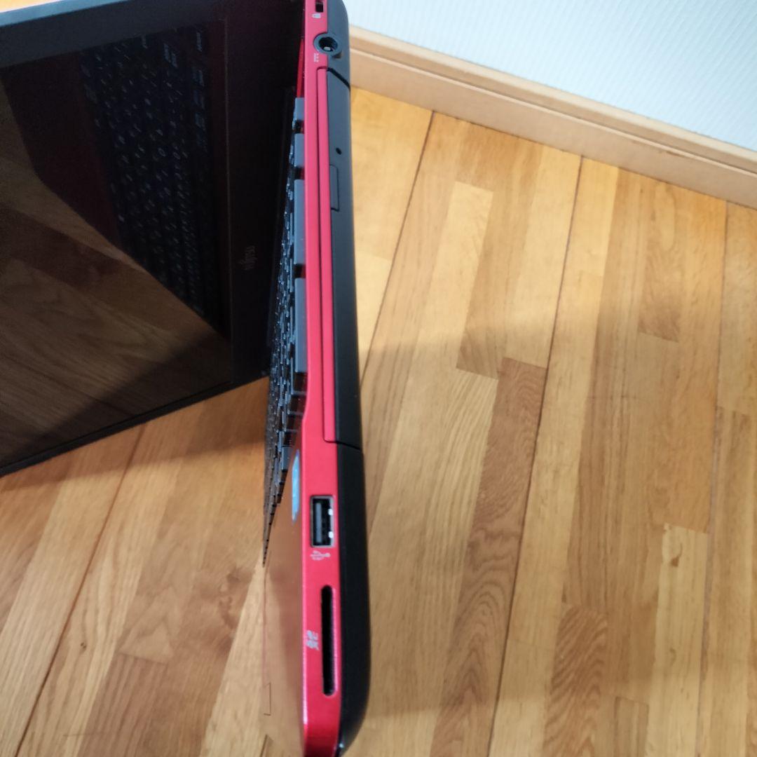 【早い者勝ち】美品⭐️赤ノートパソコン⭐️在宅ワークに最適⭐️Windows11