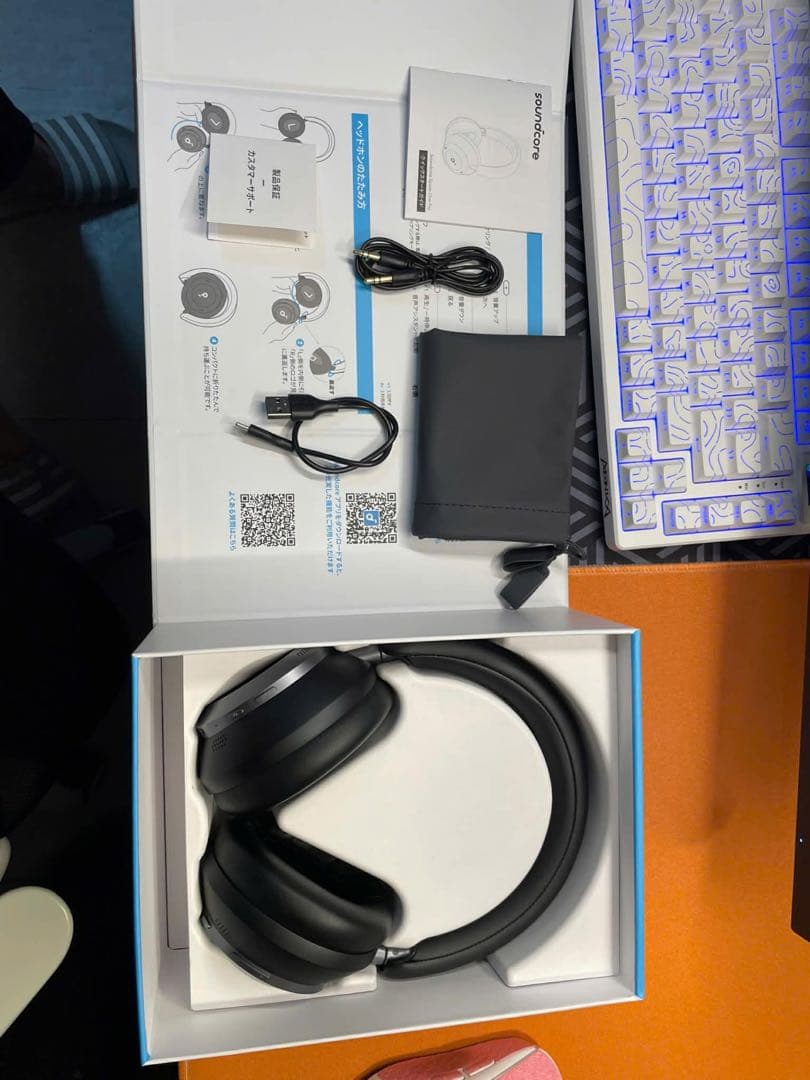 Space One Pro ワイヤレスヘッドホン ブラック