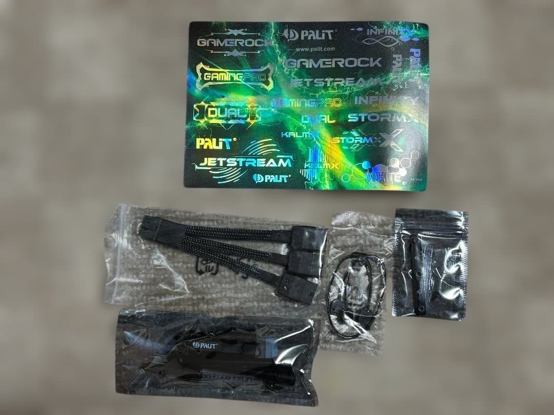 グラフィックボード・グラボ・ビデオカード PALIT GAMEROCK GeForce RTX 5070 Ti 16GB