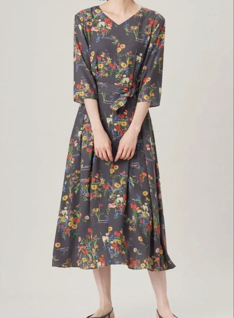 自由区 【カタログ掲載・洗える】フラワーガーデンプリント ワンピース