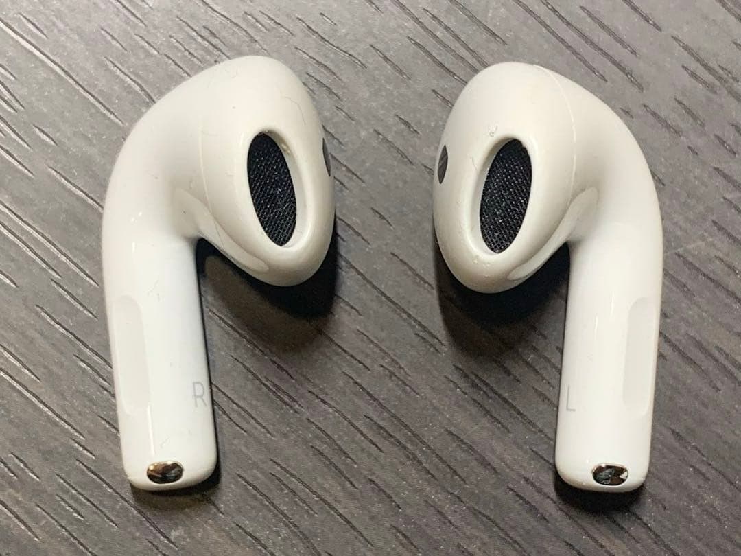 AirPods 4 本体
