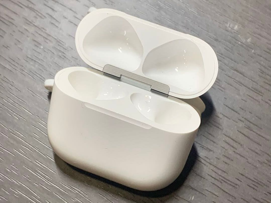 AirPods 4 本体