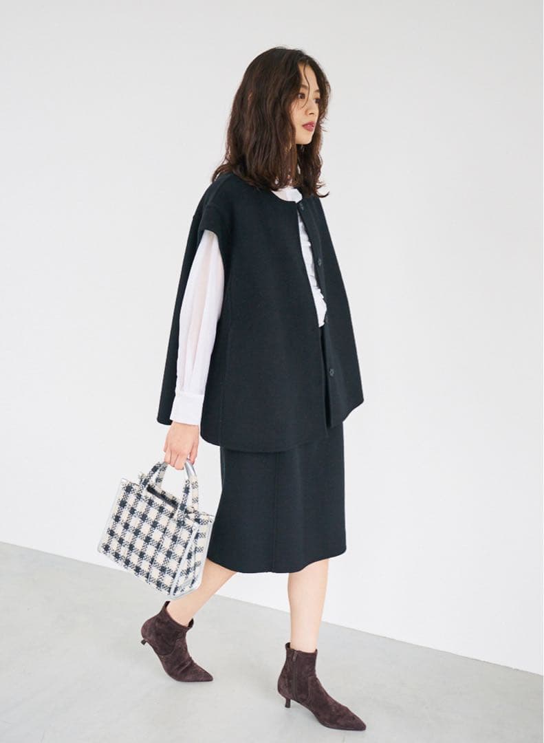 LOUNIE super 100’s リバーショートジレセットアップ