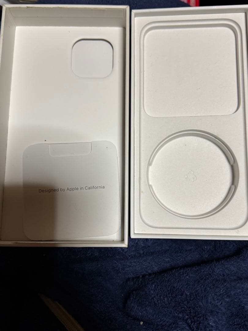 iPhone 14 マグセーフケースと充電器セット