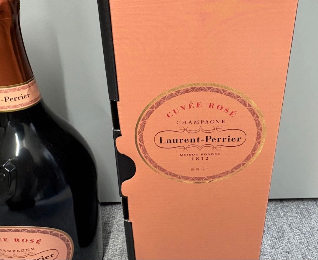 サントリー ローラン ペリエ ロゼ シャンパン 専用グラス付き 未開栓