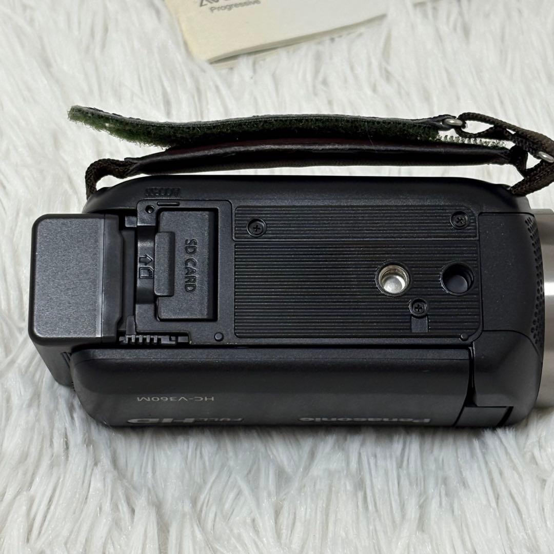 パナソニック　ビデオカメラ　hc-v360m バッテリー　充電器　SDカード他