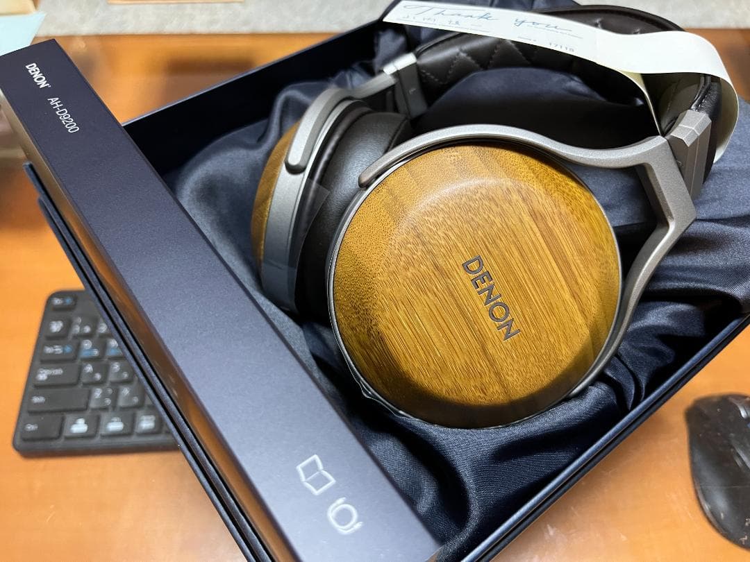 デノン Denon AH-D9200 ヘッドフォン　【新品同様】