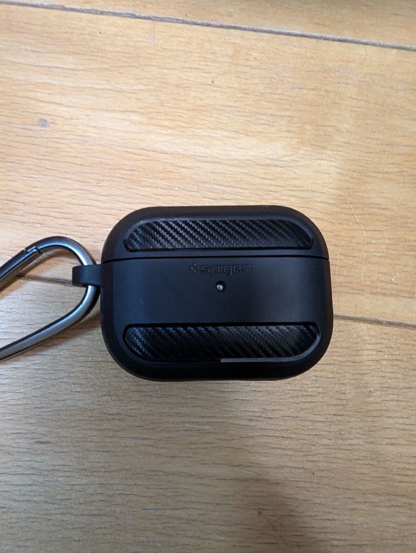 AirPods Pro (第2世代) 本体 Type-C spigenケース付き