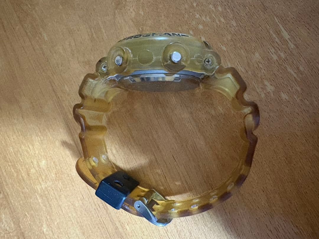 CASIO G-SHOCK クリアイエロー デジタル腕時計（箱なし、電池切れ）