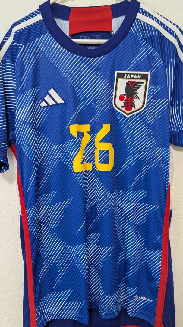 【値下げしました】アディダス 日本代表 ユニフォーム 26 毎熊晟矢 L