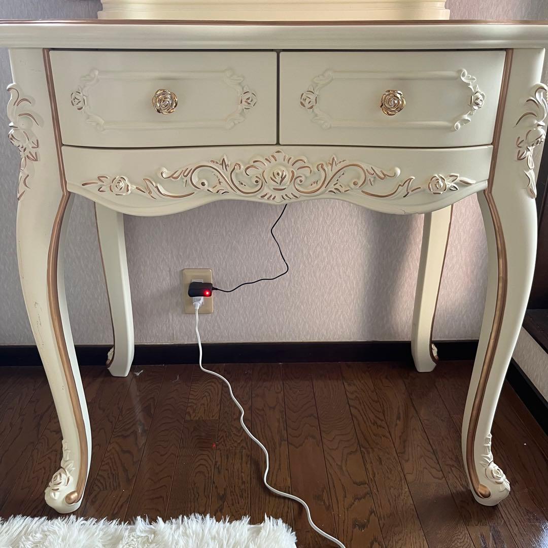 ロココ調　姫系　未使用 ドレッサー お姫様家具