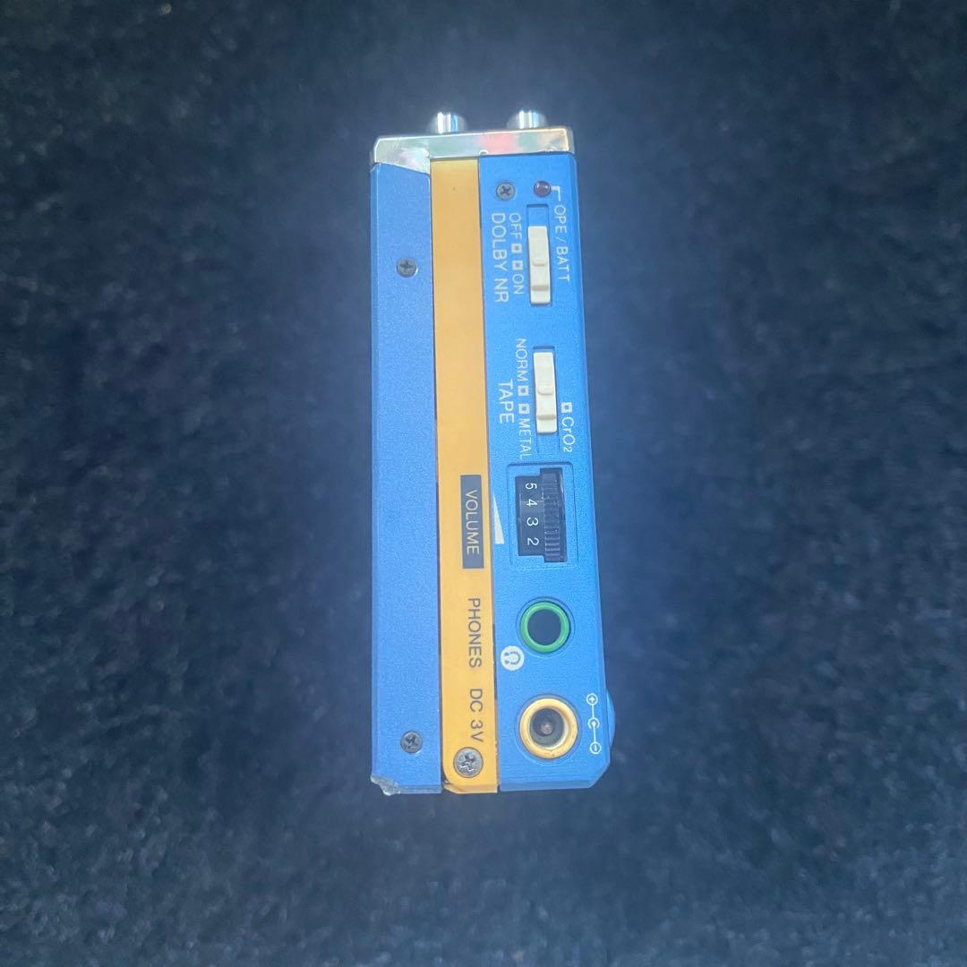 AIWA HS-P9 ポータブルカセットプレーヤー