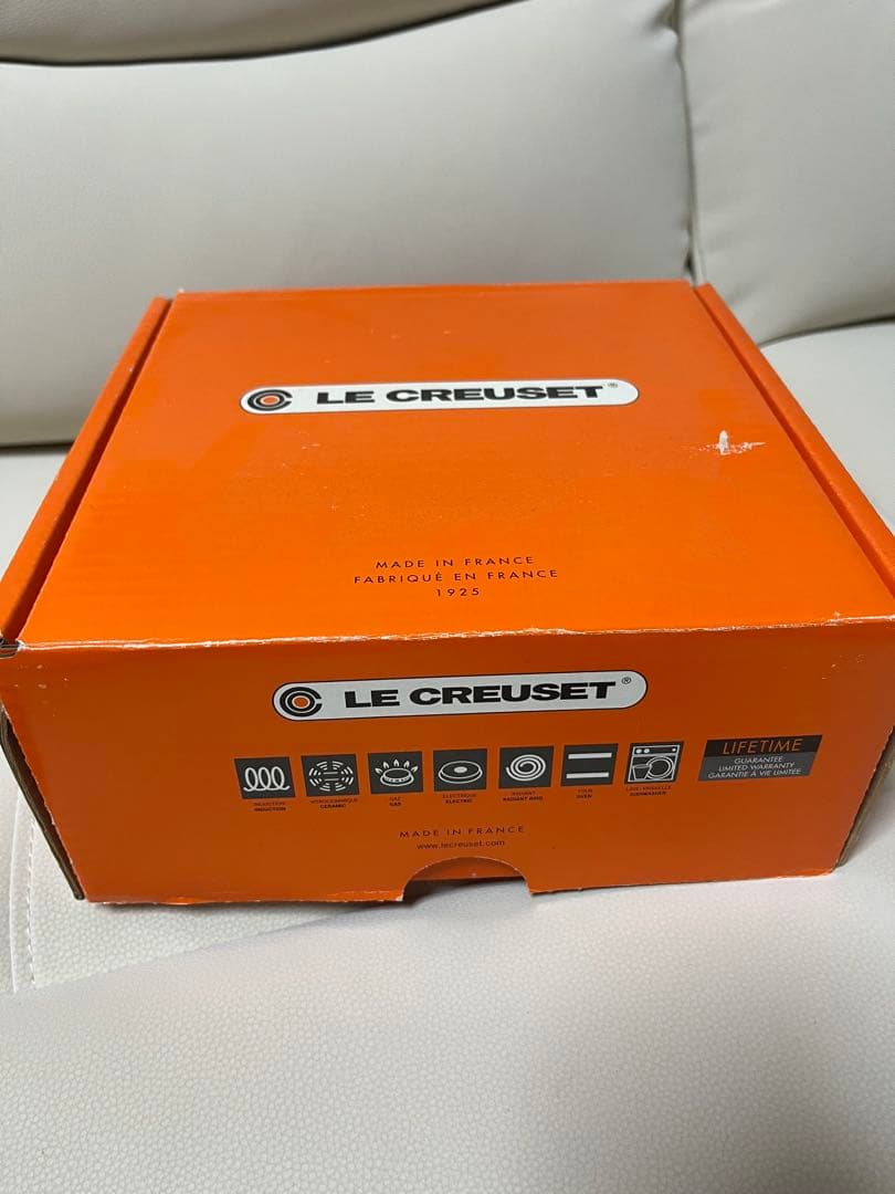 り*う様 ル・クルーゼ　ココットロンド　18センチ　チェリーレッド