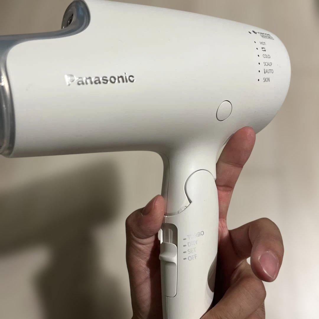 大特価！早い者勝ち！　Panasonic ナノケア ヘアドライヤー